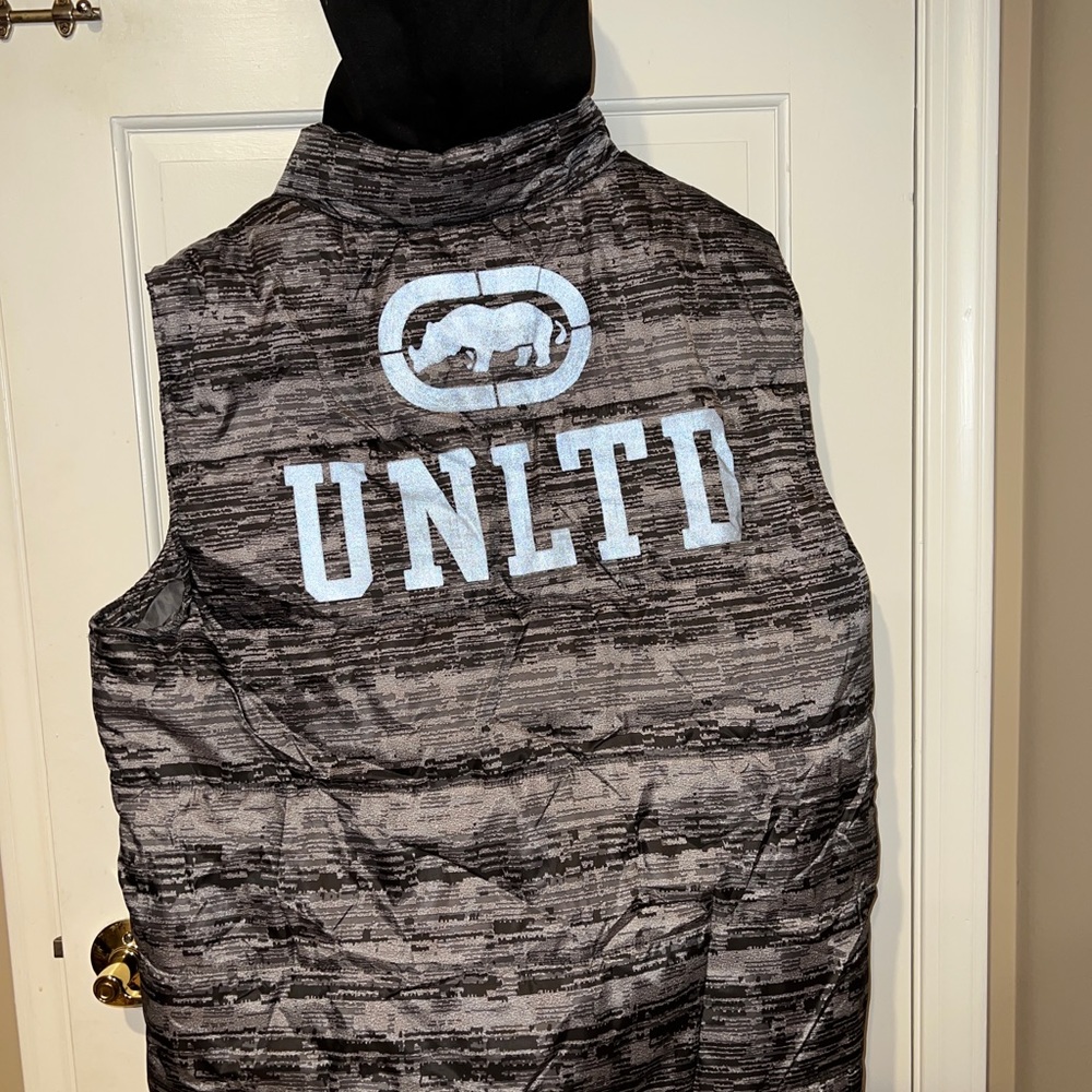 Men’s Grey Black Ecko Puffer Hooded Vest Jacket, new, authentic! XXL , 2XL